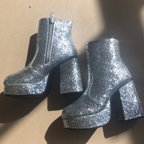 Silver disco boots Clearance